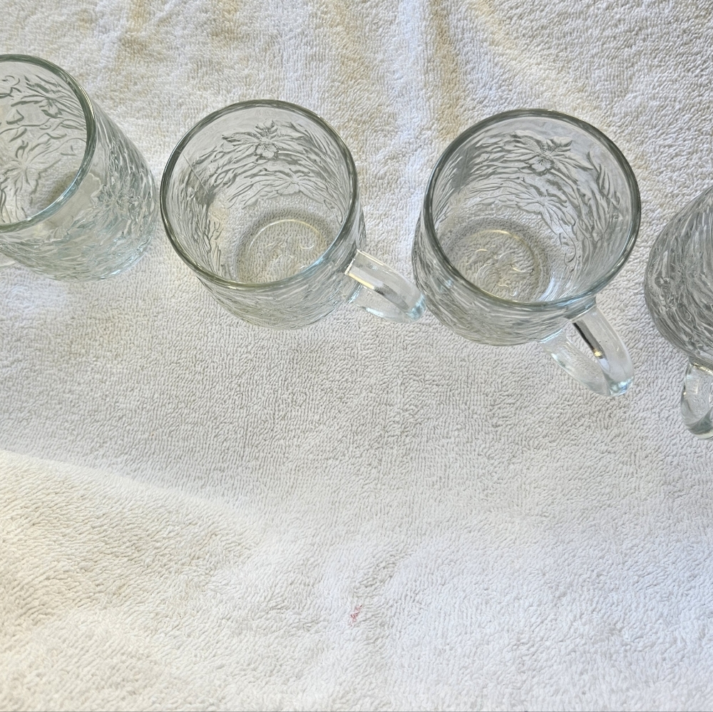 Vintage Princess House Fantasia Clear Crystal Poinsettia 8 Oz Mugs Set of 4 - Picture 2 of 8